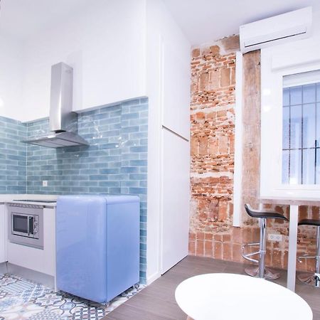 Fancy One-Bedroom La Latina Madrid Exterior photo